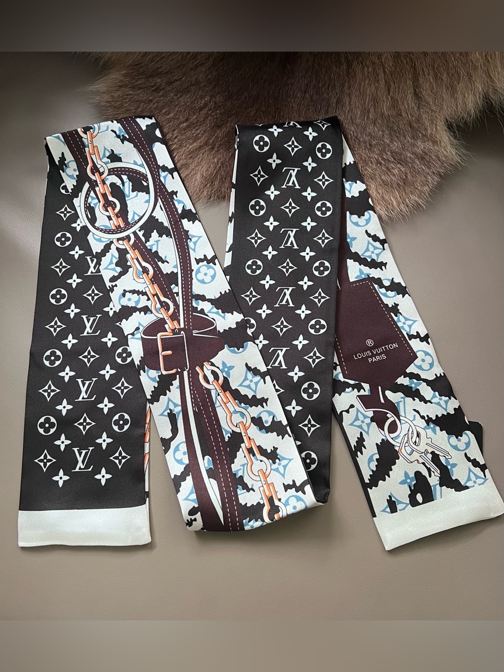 NWT 100% Silk Twilly Scarf – 46” × 3.2” - Picture 3 of 7